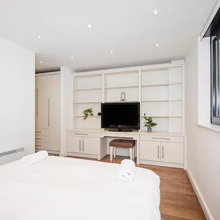 Central 2 Bed Maissonette London Exterior photo