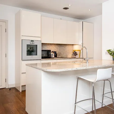 Central 2 Bed Maissonette London Exterior photo
